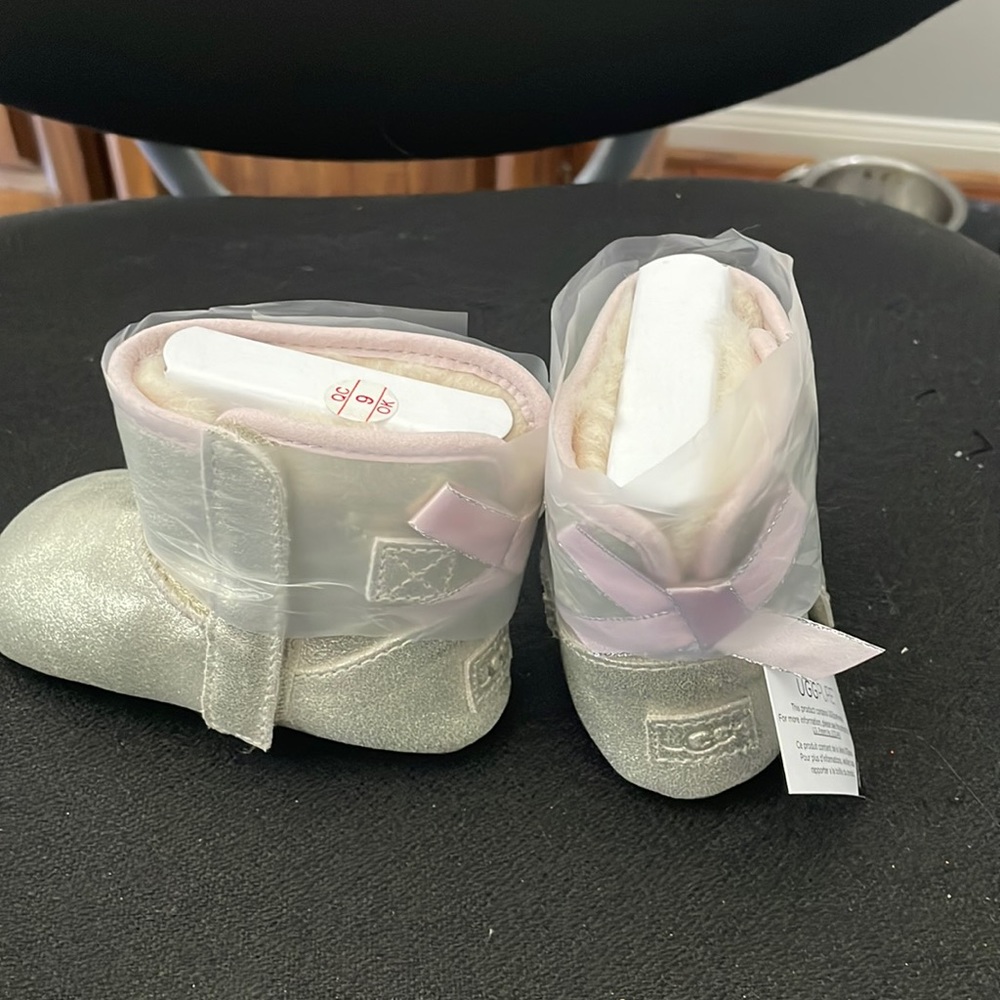 Never worn UGG toddler fur-lined toddler boots